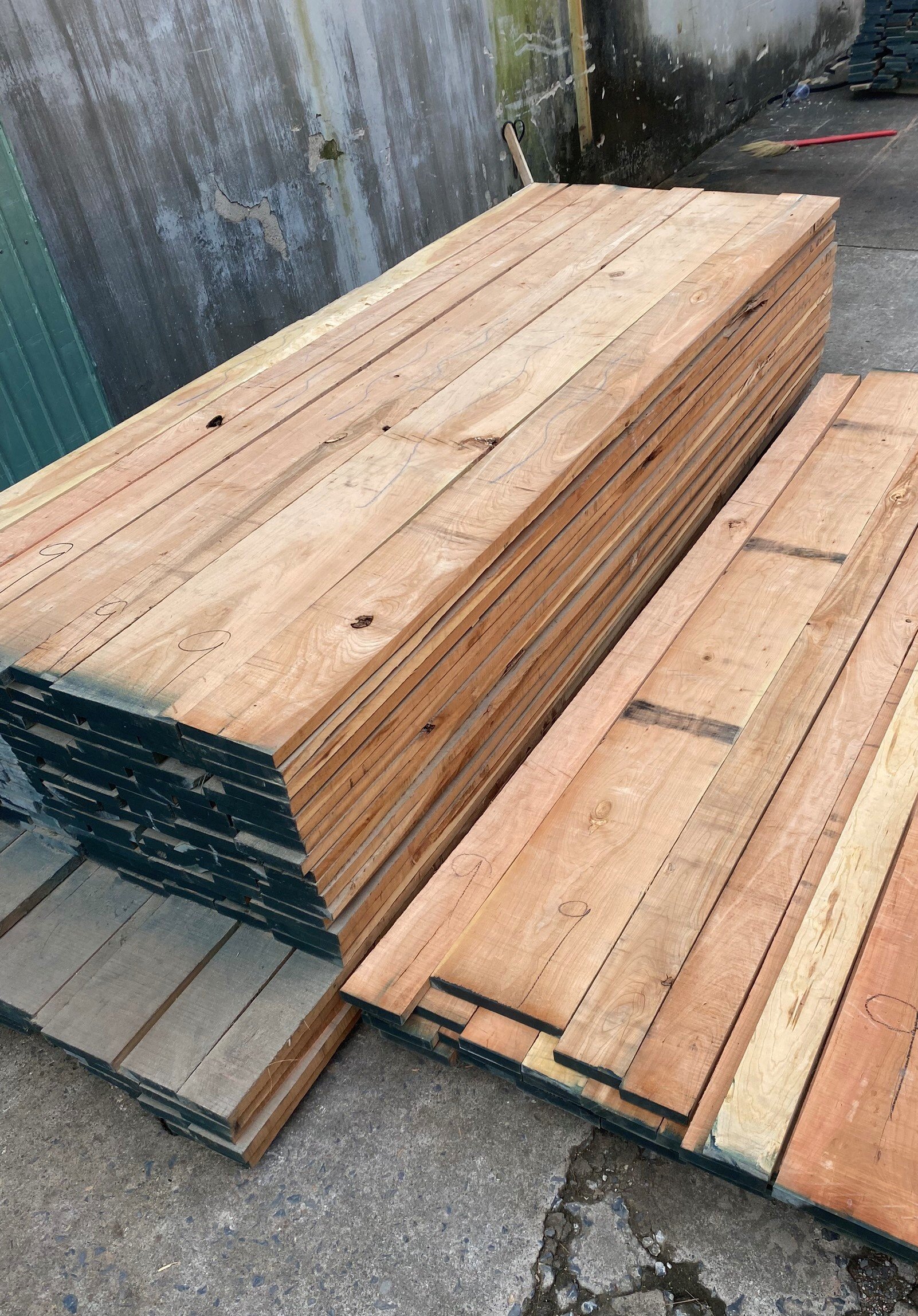 cherry wood planks