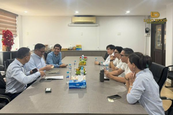 Các bên trao đổi thông tin chuyên sâu
