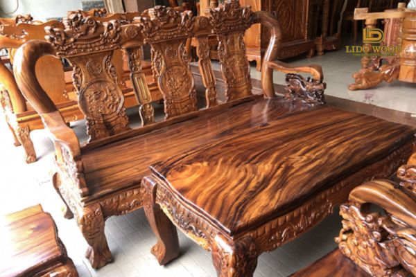 Bàn ghế gỗ lim