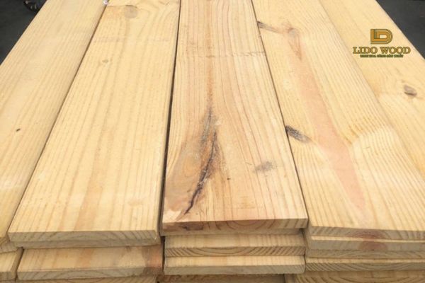 Đặc điểm nổi bật về Gỗ thông xẻ thanh nhập khẩu