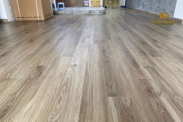 Tính năng nổi bật của sàn gỗ nhập khẩu Châu Âu