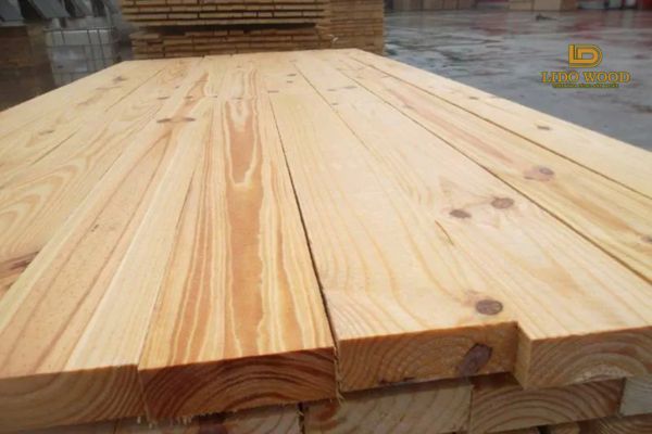 Gỗ thông Thụy Điển nhập khẩu là gì?