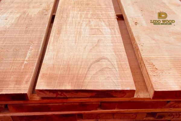 Giá của gỗ thông Uruguay nhập khẩu