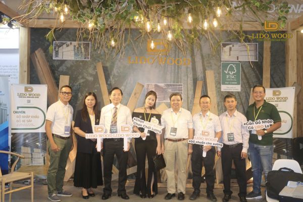 Nên mua gỗ óc chó nhập khẩu ở đâu uy tín?