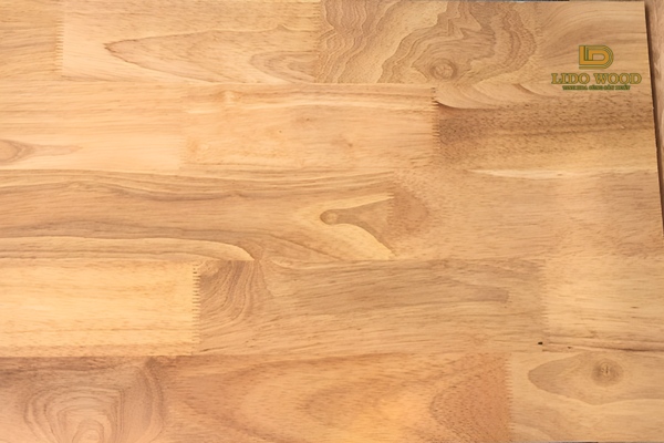 Gỗ cao su Malaysia là gỗ gì?