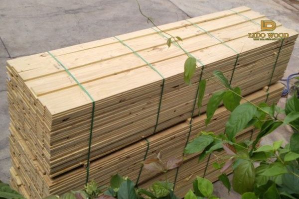 Gỗ sồi xẻ sấy nhập khẩu là gì?