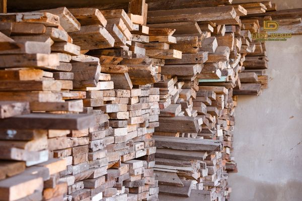 Chất lượng ổn định, ít cong vênh