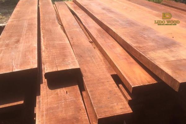 Căm xe nhập khẩu xẻ sấy có đặc điểm gì?