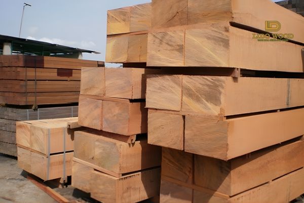 Gỗ gõ xẻ sấy nhập khẩu là gì?