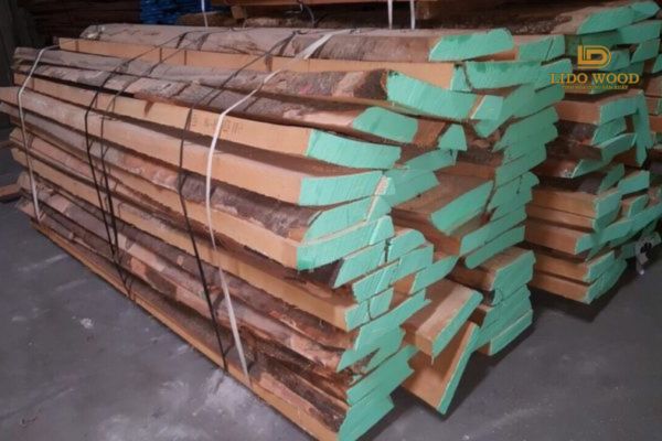 Quy cách và cấp chất lượng gỗ dẻ gai xẻ sấy nhập khẩu