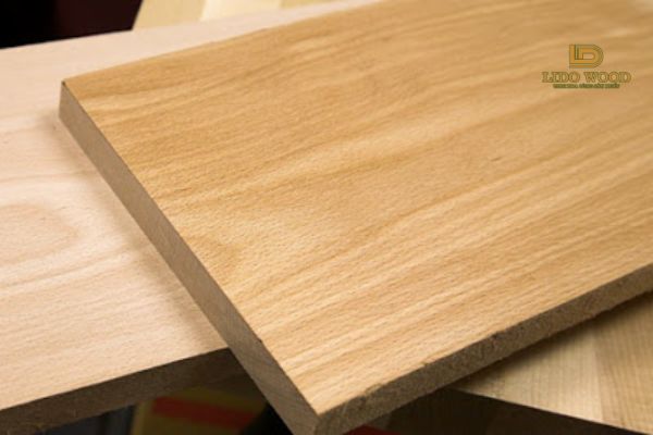 Cách chọn và kiểm tra gỗ dẻ gai xẻ sấy nhập khẩu