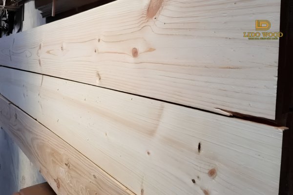 Tiêu chí chọn mua gỗ thông Uruguay chất lượng